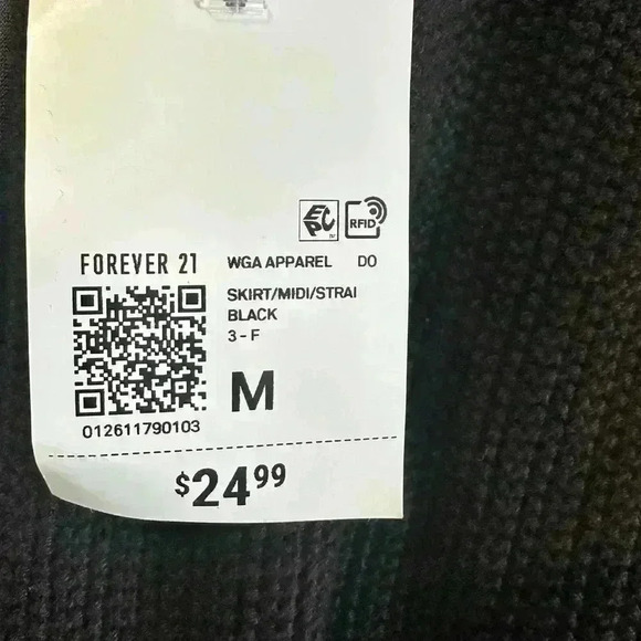 Forever 21 Black Ribbed Maxi Skirt - Picture 4 of 5